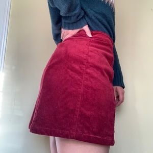 ❤️Forever21+ Corduroy button up skirt